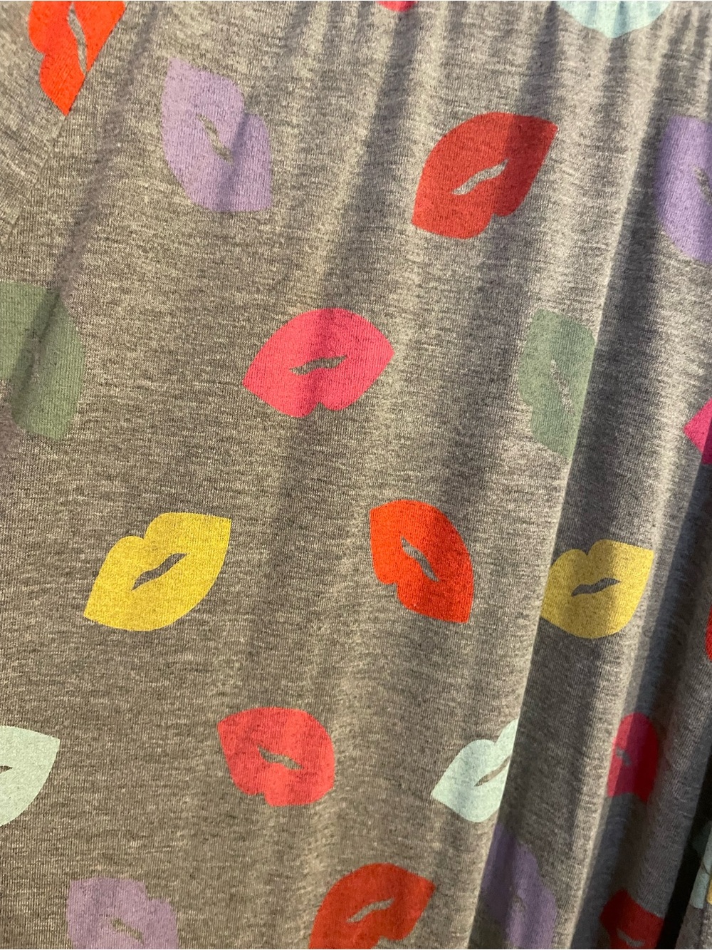 Gray Maxi Dress with Multicolor Lip Print - Picture 2 of 3